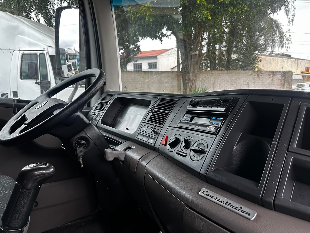 Caminhão VOLKSWAGEN VW 24280 Chassis ANO 2015