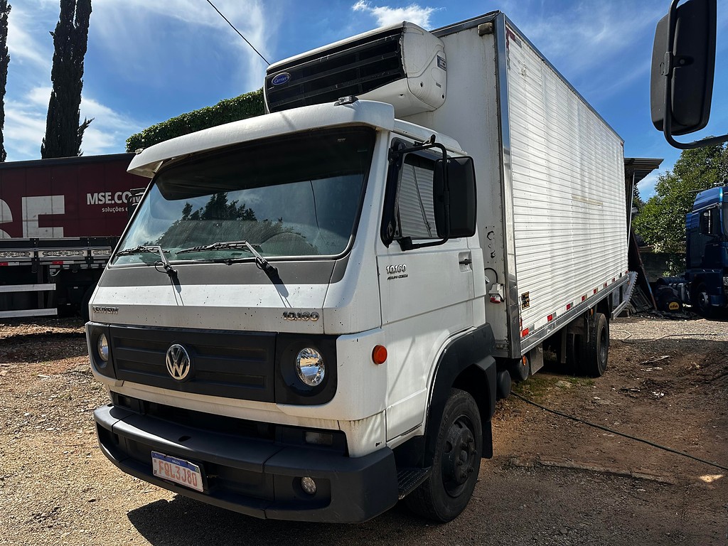 Caminhão VOLKSWAGEN VW 10160 Baú Frigorífico ANO 2014