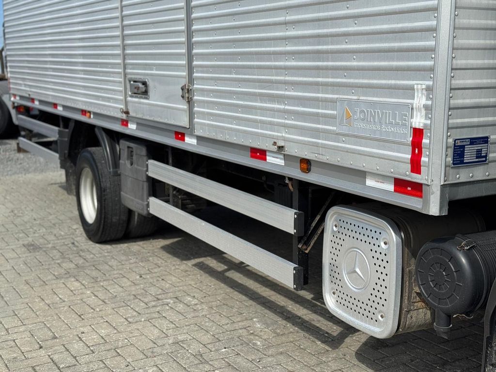 MERCEDES-BENZ Accelo 1016 – 3/4 de TB Trucks Caminhões no Paraná