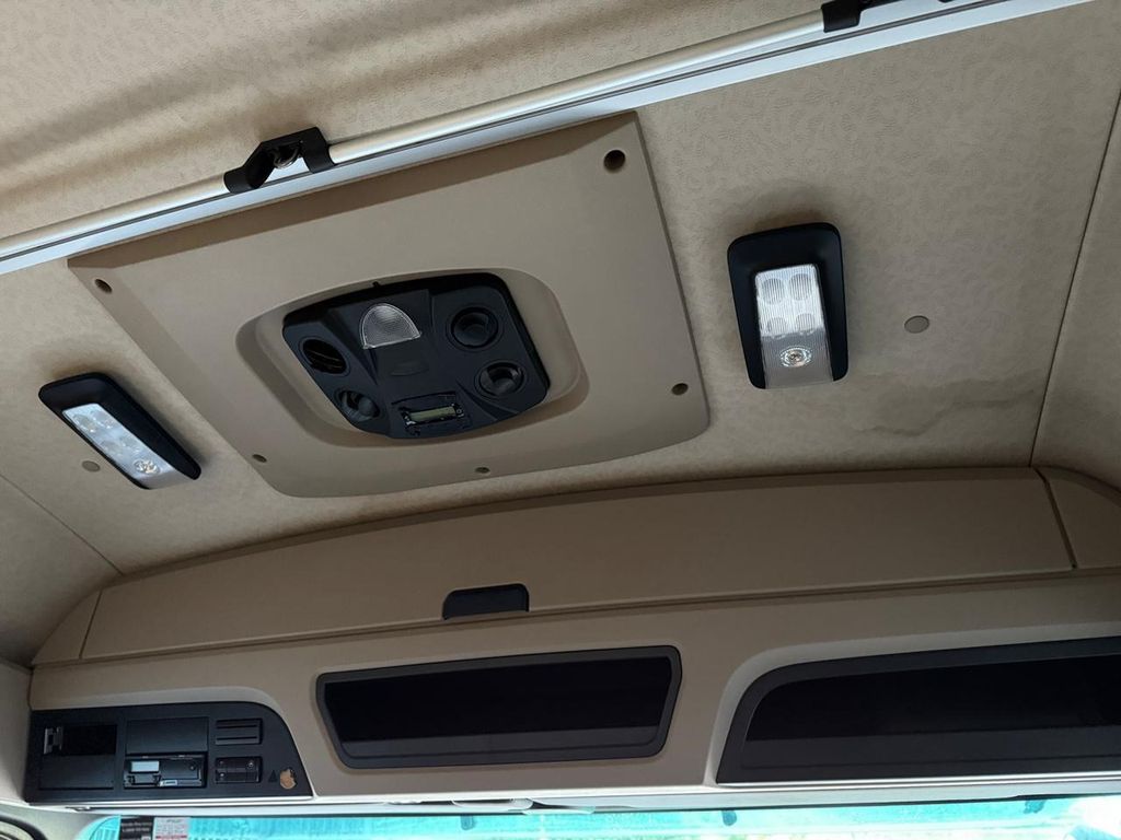 Mercedes-Benz New Actros 2651 – 6×4 de TB Trucks Caminhões no Paraná