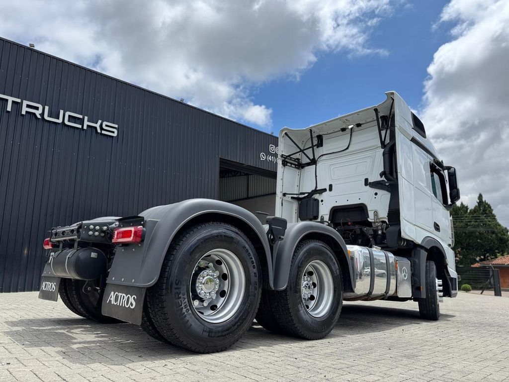 Mercedes-Benz New Actros 2651 – 6×4 de TB Trucks Caminhões no Paraná