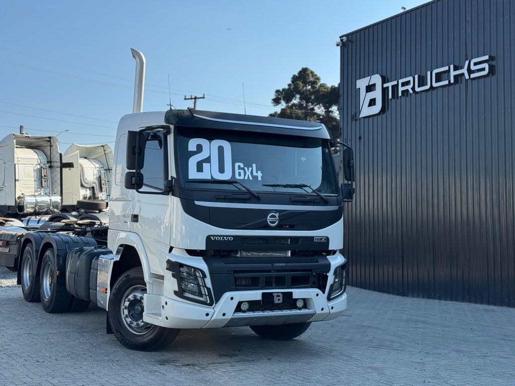 VOLVO FMX 460 – 6×4 de TB Trucks Caminhões no Paraná
