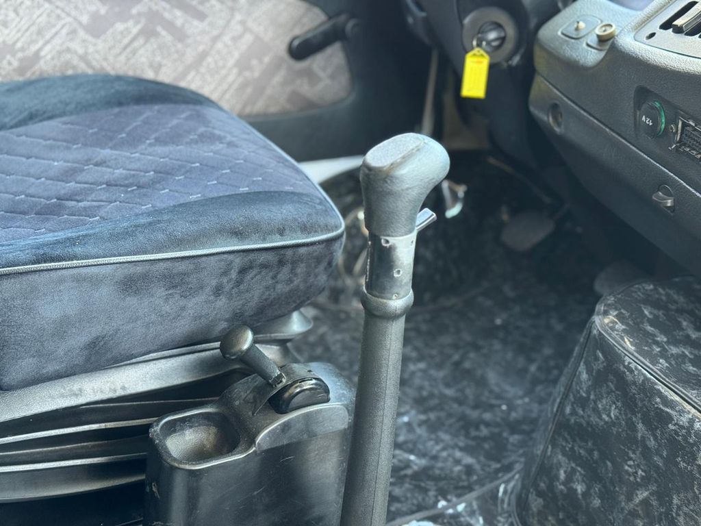 MERCEDES-BENZ Atron 1635 S – 4×2 de TB Trucks Caminhões no Paraná