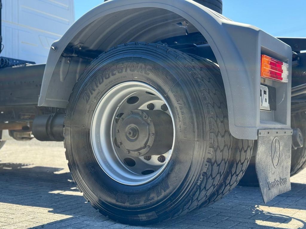 MERCEDES-BENZ Atron 1635 S – 4×2 de TB Trucks Caminhões no Paraná