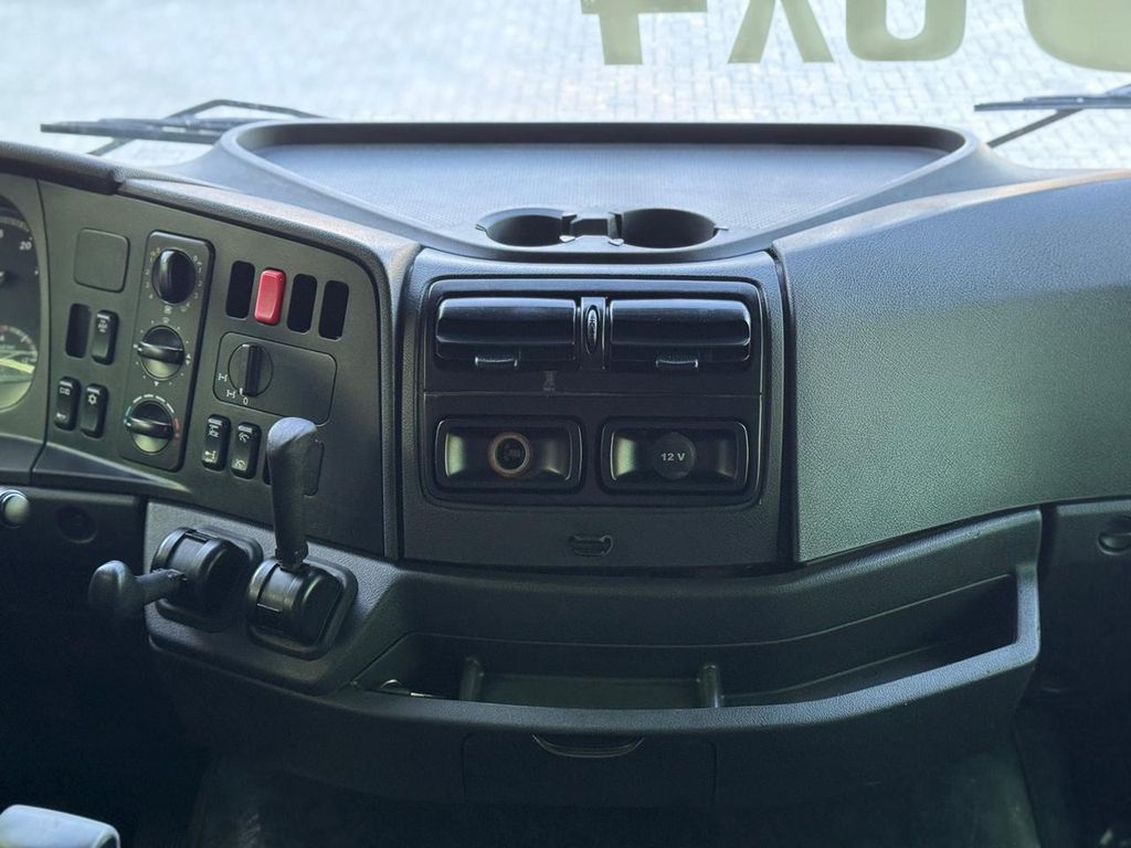 MERCEDES-BENZ Axor 2644 – 6×4 de TB Trucks Caminhões no Paraná