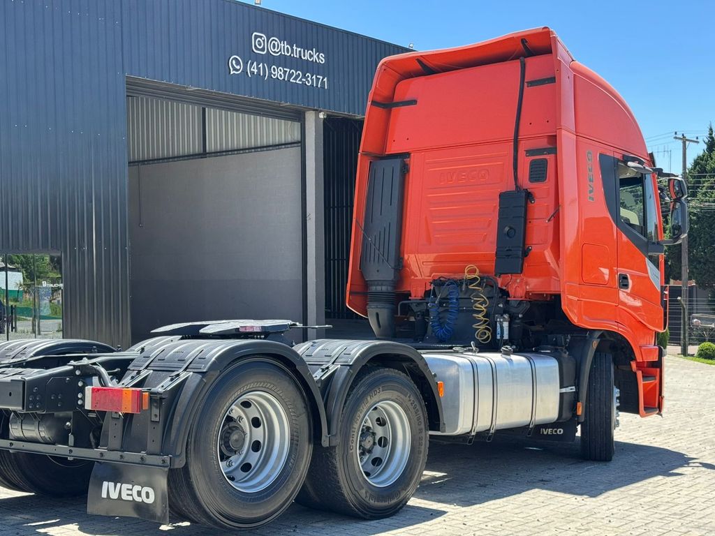 IVECO STRALIS HI-WAY – 6×2 de TB Trucks Caminhões no Paraná