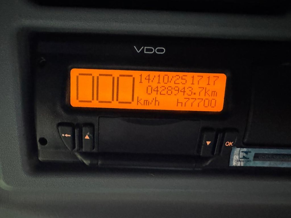 MERCEDES-BENZ Axor 2644 – 6×4 de TB Trucks Caminhões no Paraná