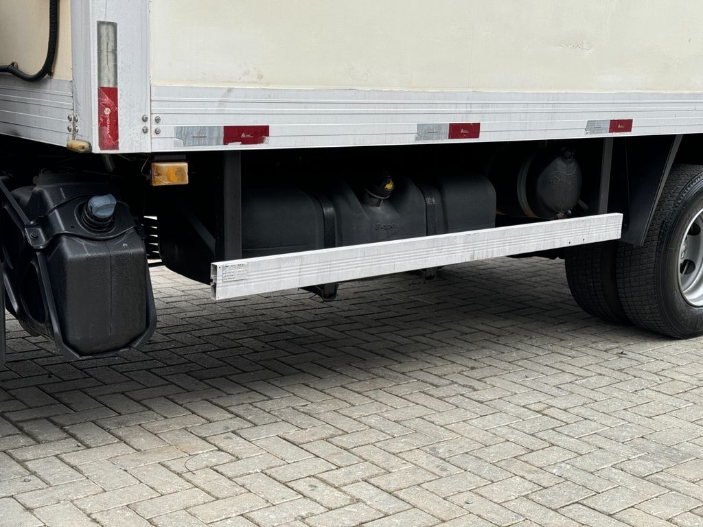 MERCEDES-BENZ Accelo 1016 – 3/4 de TB Trucks Caminhões no Paraná