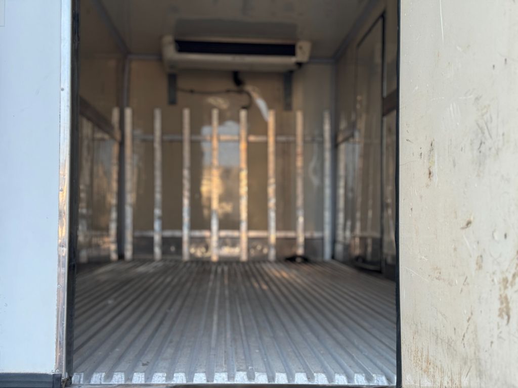 MERCEDES-BENZ Accelo 1016 – 3/4 de TB Trucks Caminhões no Paraná