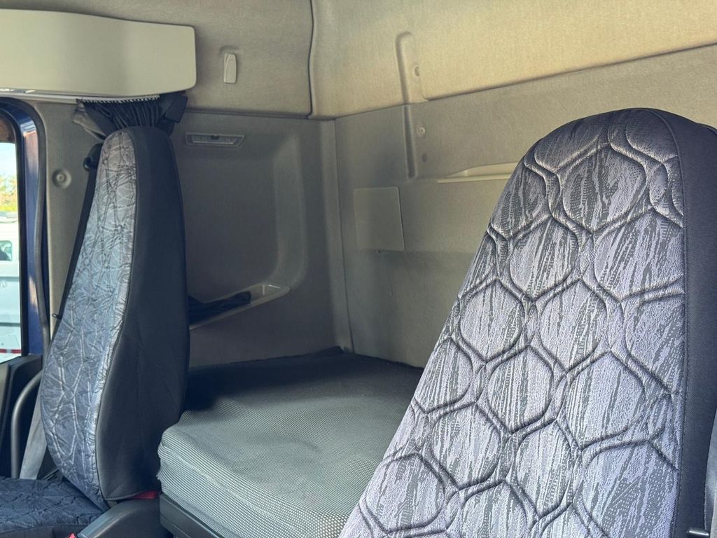 VOLVO FH 540 – 6×4 de TB Trucks Caminhões no Paraná