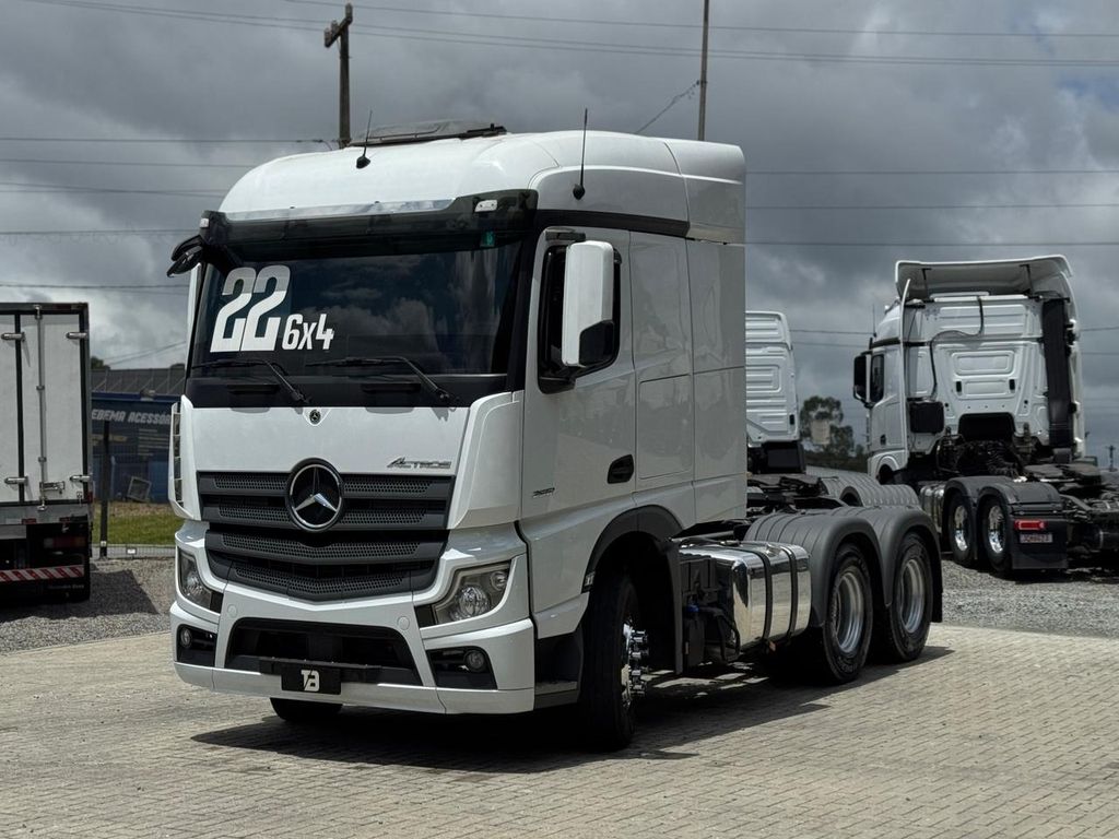 Mercedes-Benz New Actros 2651 – 6×4 de TB Trucks Caminhões no Paraná