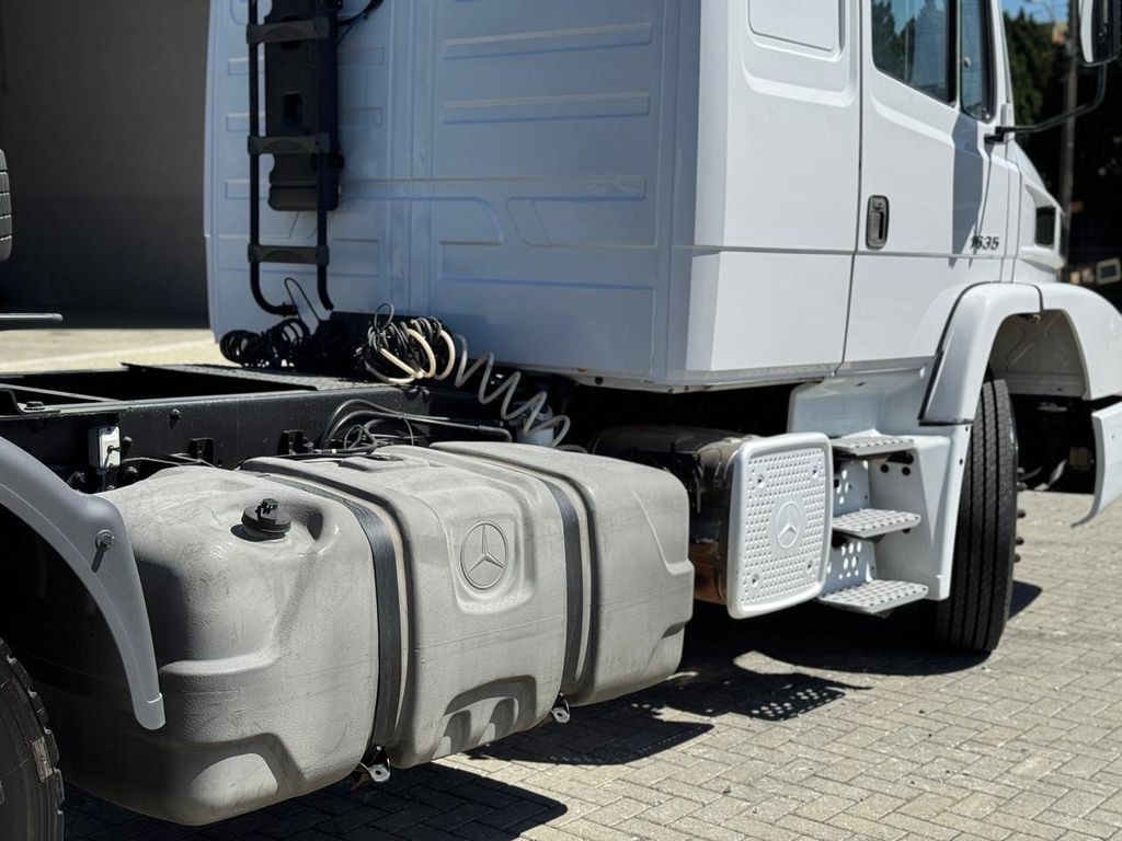 MERCEDES-BENZ Atron 1635 S – 4×2 de TB Trucks Caminhões no Paraná