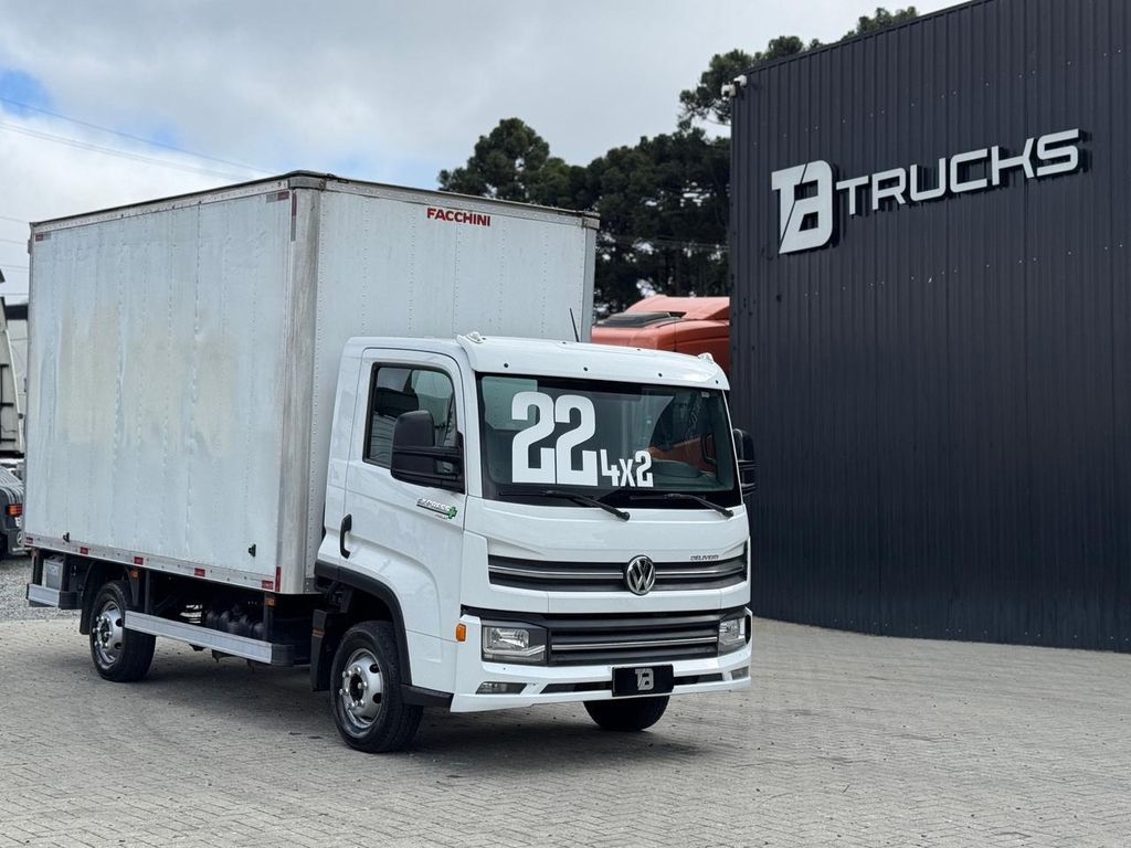 VOLKSWAGEN Delivery Express – 3/4 de TB Trucks Caminhões no Paraná