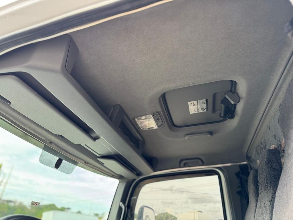 VOLKSWAGEN Delivery 9-170 – 4×2 de TB Trucks Caminhões no Paraná