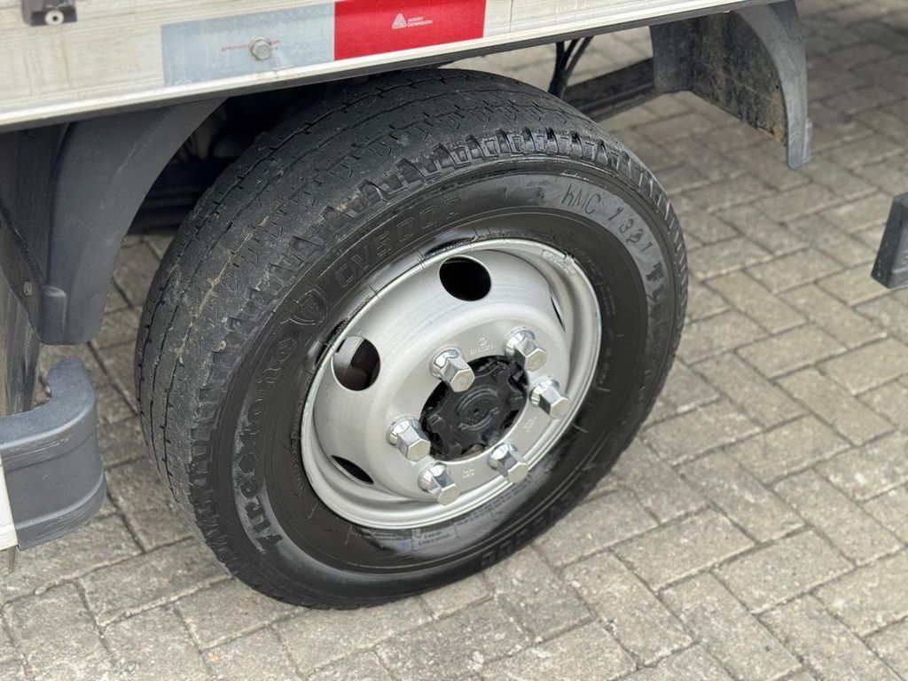 VOLKSWAGEN Delivery Express – 3/4 de TB Trucks Caminhões no Paraná