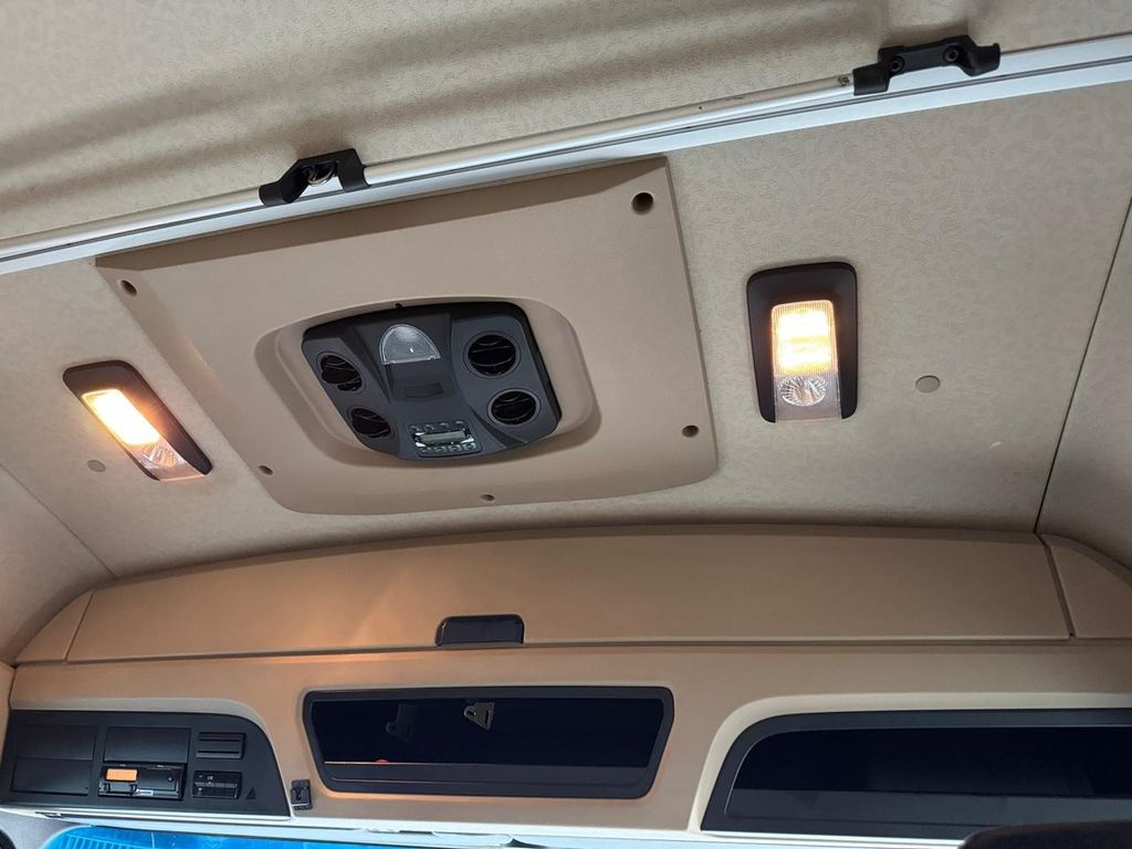 MERCEDES-BENZ Actros 2651 – 6×4 – C/ Retarder de TB Trucks Caminhões no Paraná