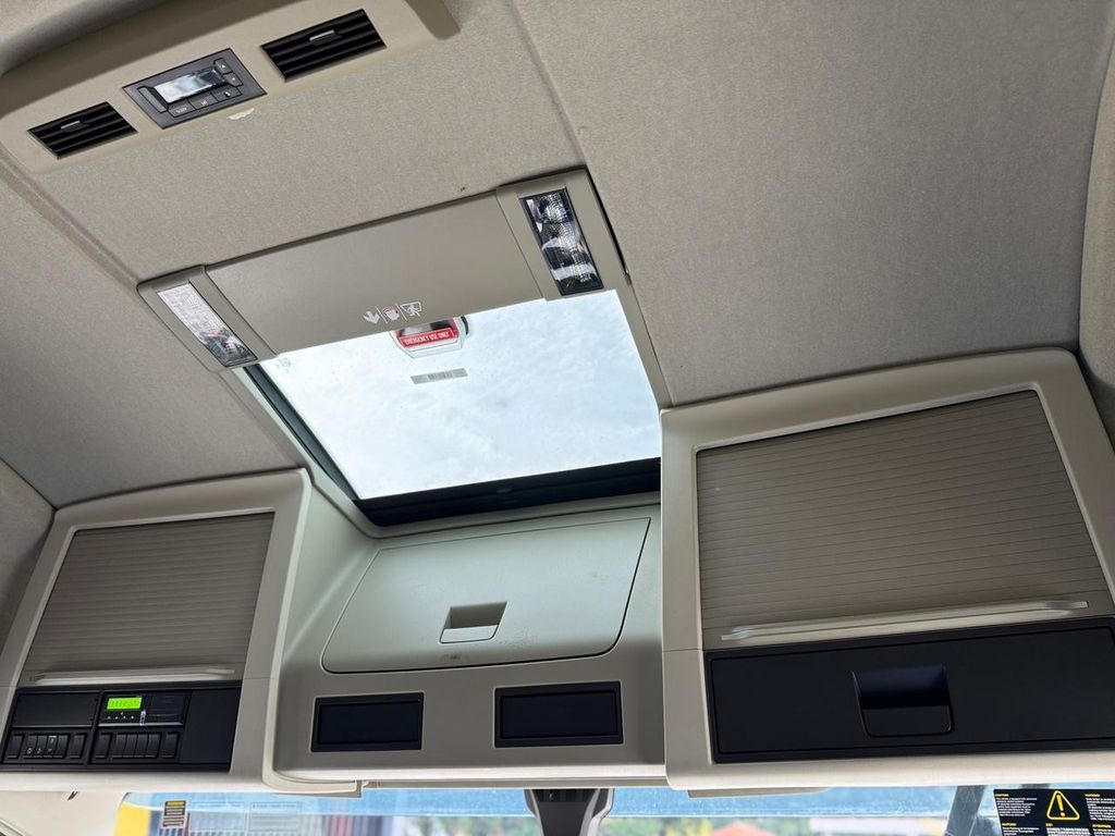 VOLVO FH-460 GLOBETROTTER – 6X2 de TB Trucks Caminhões no Paraná