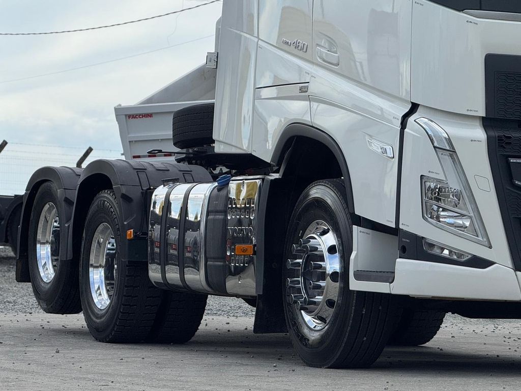 VOLVO FH-460 GLOBETROTTER – 6×2 de TB Trucks Caminhões no Paraná