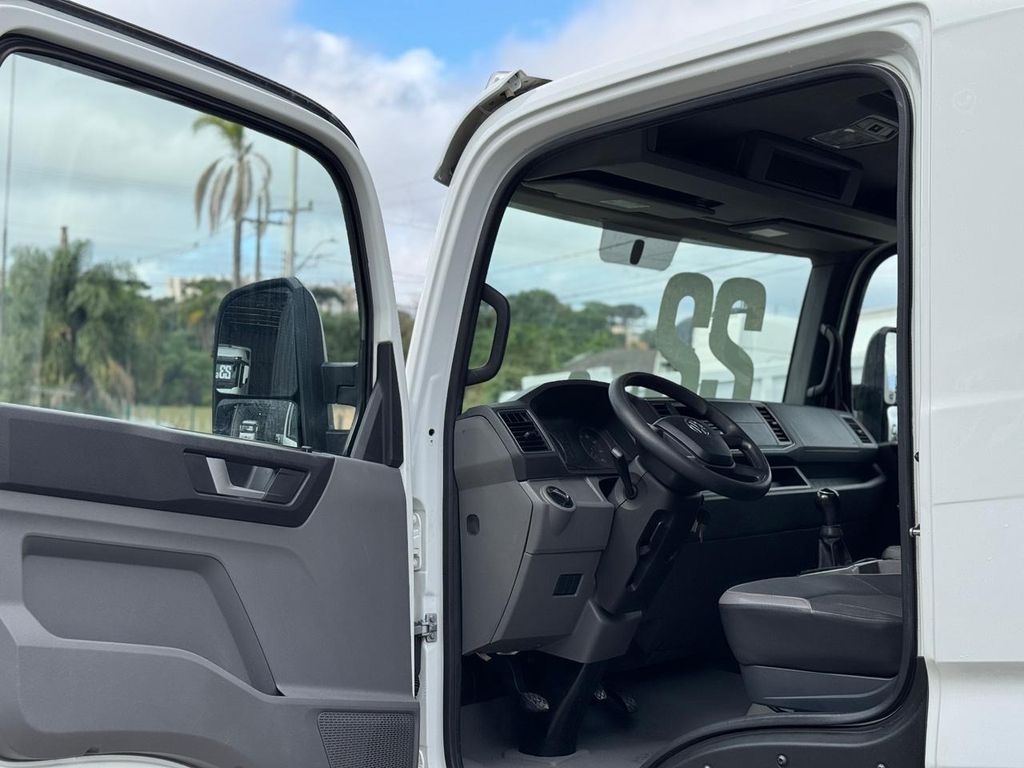 VOLKSWAGEN Delivery Express – 3/4 de TB Trucks Caminhões no Paraná