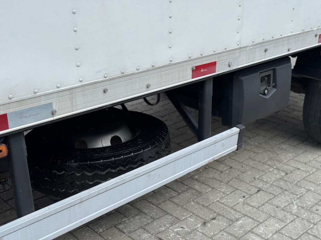 VOLKSWAGEN Delivery Express – 3/4 de TB Trucks Caminhões no Paraná