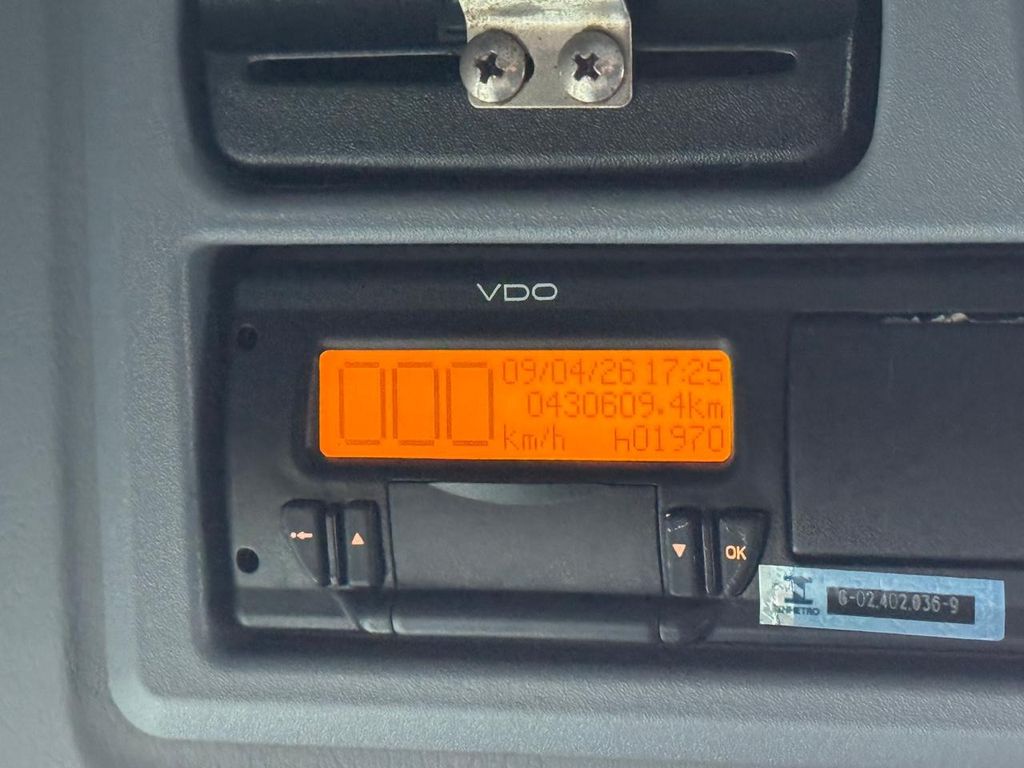 MERCEDES-BENZ Axor 2644 – 6×4 de TB Trucks Caminhões no Paraná