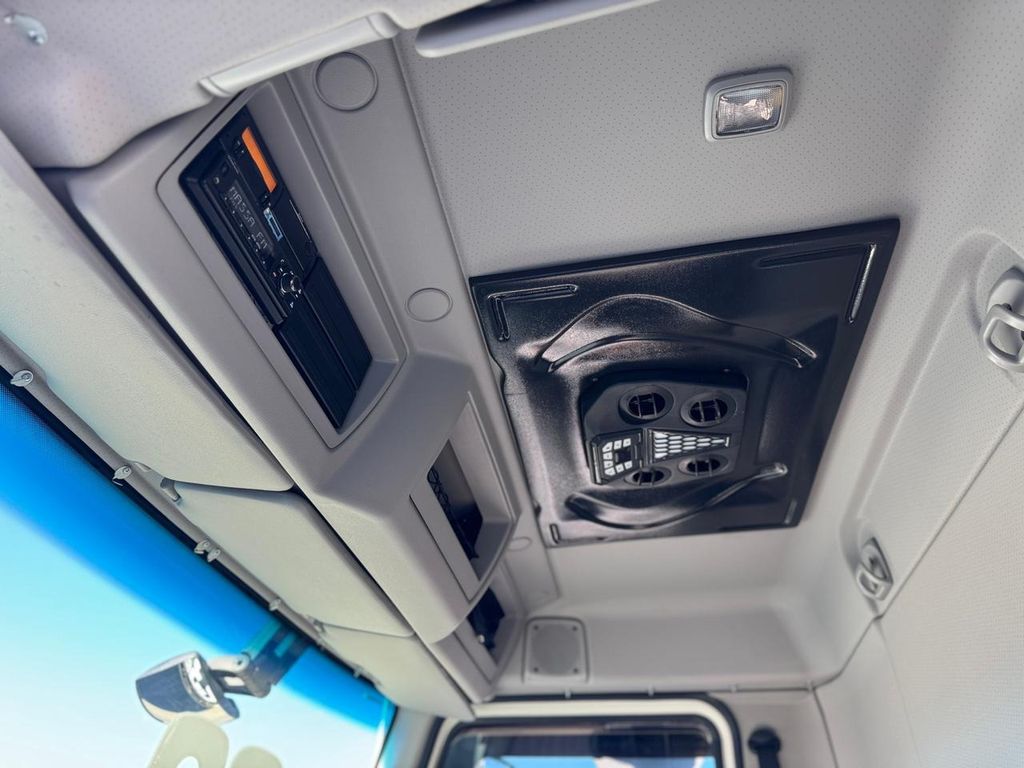 VOLVO VMX 290 – 6×4 de TB Trucks Caminhões no Paraná