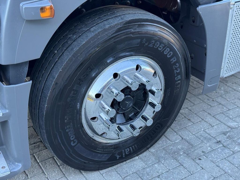 MERCEDES-BENZ Axor 2544 – 6×2 de TB Trucks Caminhões no Paraná