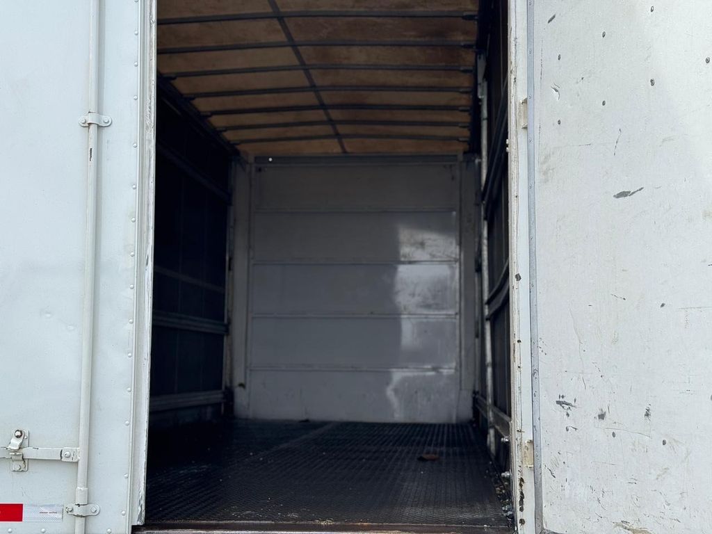 VOLKSWAGEN Delivery 9-170 – 4×2 de TB Trucks Caminhões no Paraná