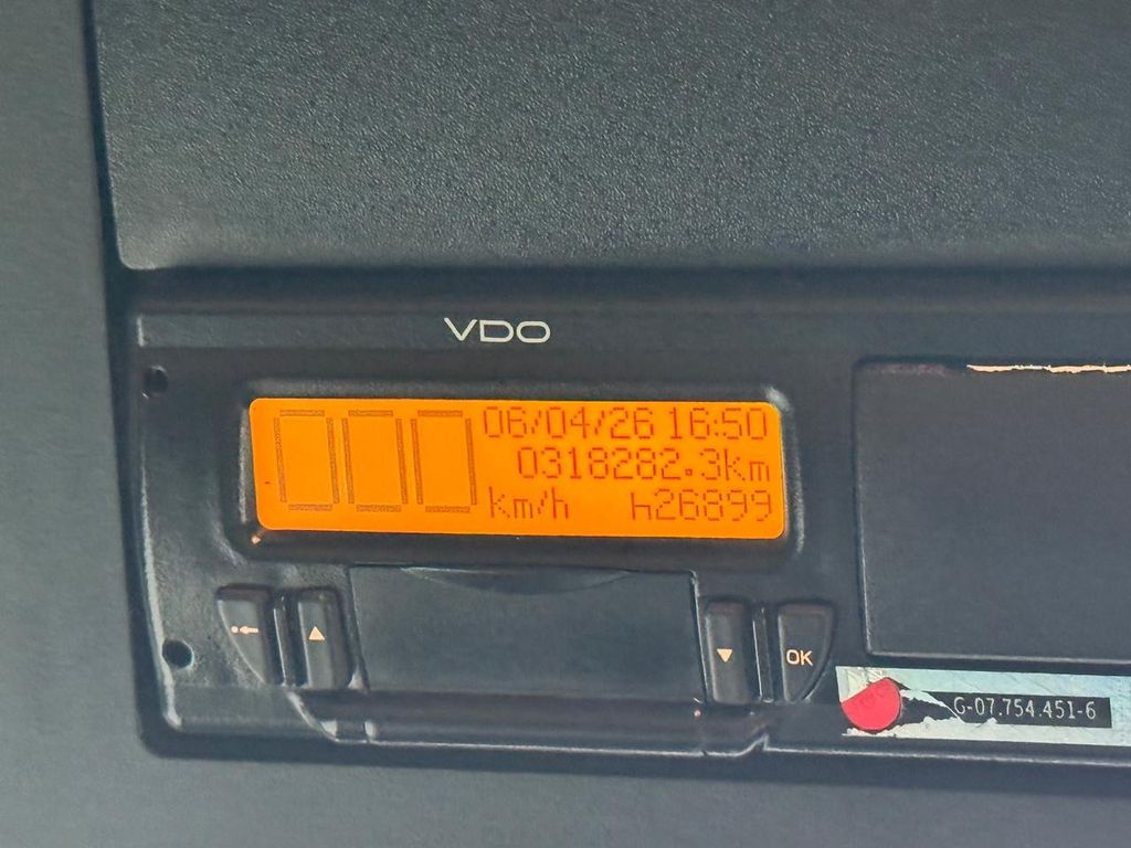 MERCEDES-BENZ Actros 2651 – 6×4 – C/ Retarder de TB Trucks Caminhões no Paraná