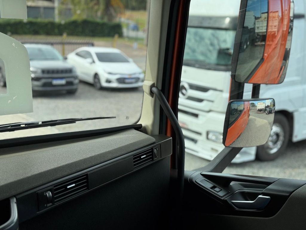 VOLVO FH-460 GLOBETROTTER – 6X2 de TB Trucks Caminhões no Paraná