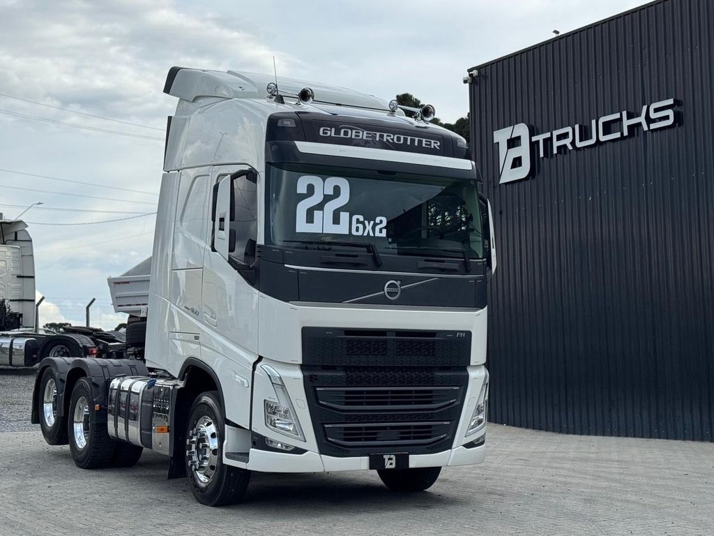VOLVO FH-460 GLOBETROTTER – 6×2 de TB Trucks Caminhões no Paraná