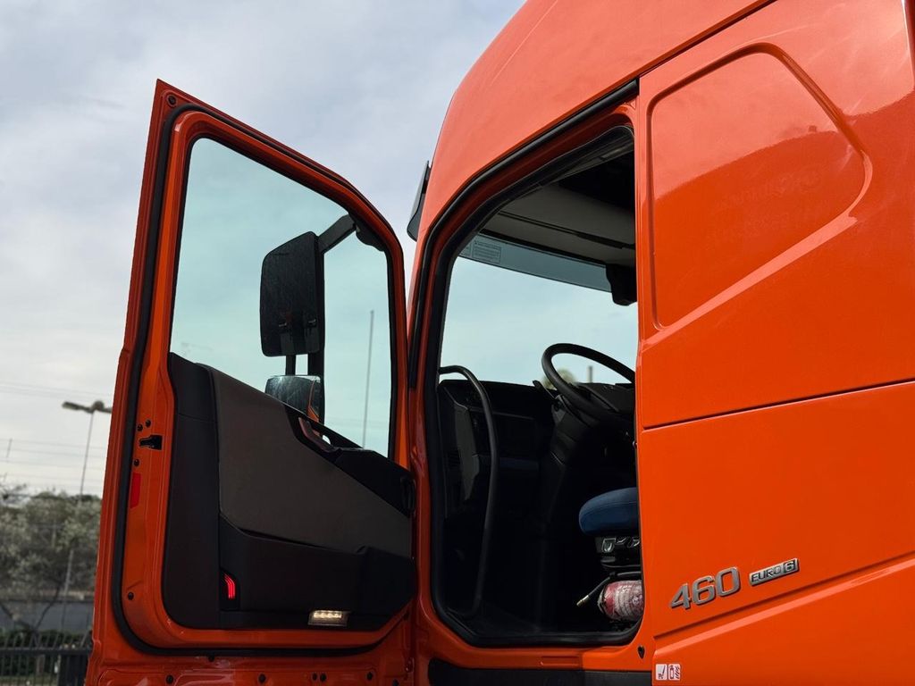 VOLVO FH-460 GLOBETROTTER – 6X2 de TB Trucks Caminhões no Paraná