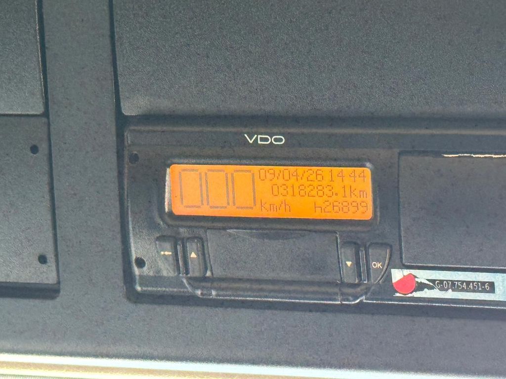 MERCEDES-BENZ Actros 2651 – 6×4 – C/ Retarder de TB Trucks Caminhões no Paraná