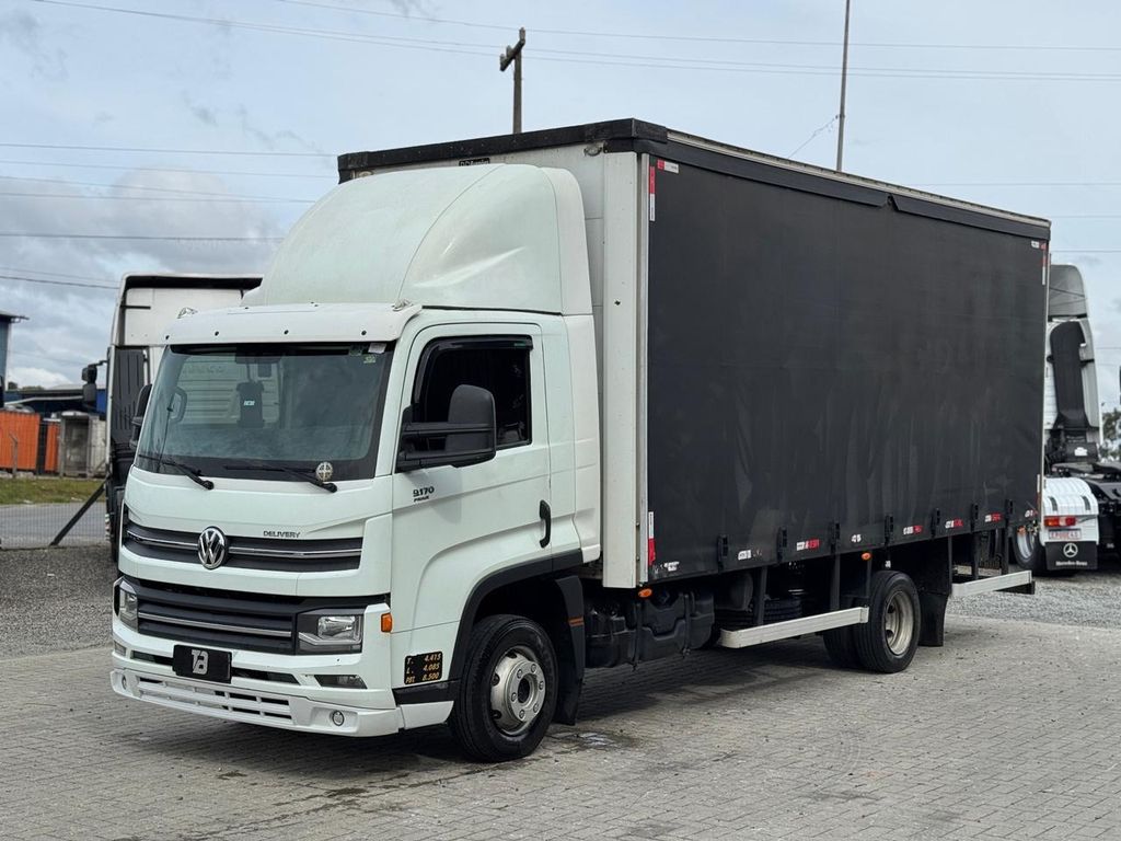 VOLKSWAGEN Delivery 9-170 – 4×2 de TB Trucks Caminhões no Paraná
