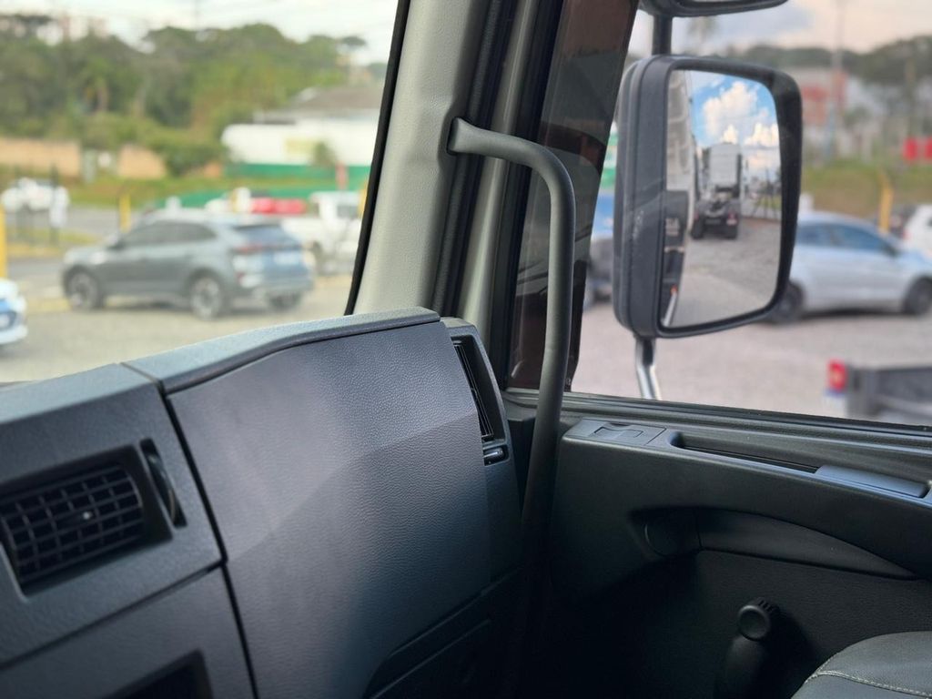 VOLVO VMX 290 – 6×4 de TB Trucks Caminhões no Paraná