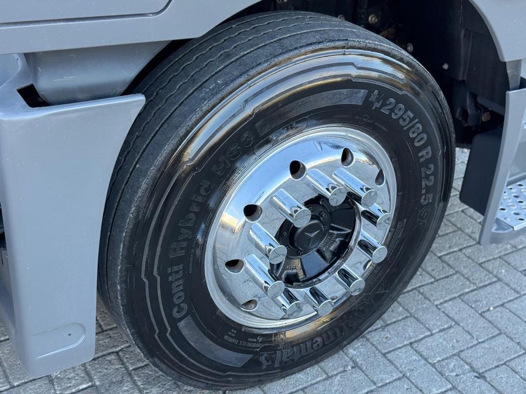 MERCEDES-BENZ Axor 2544 – 6×2 de TB Trucks Caminhões no Paraná