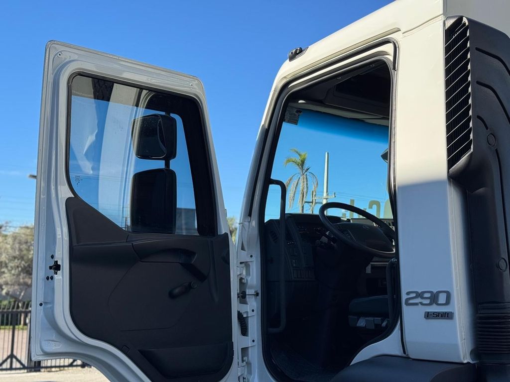 VOLVO VMX 290 – 6×4 de TB Trucks Caminhões no Paraná