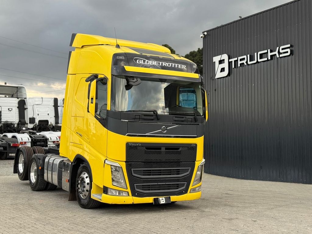 VOLVO FH-500 – 6×2 de TB Trucks Caminhões no Paraná
