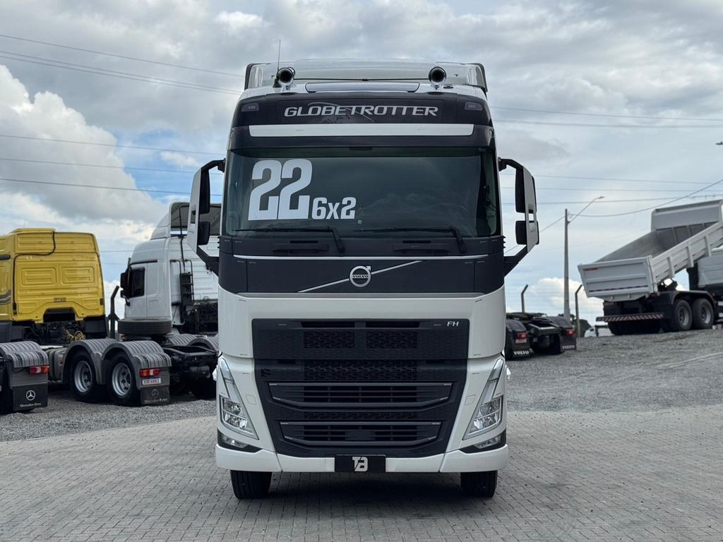 VOLVO FH-460 GLOBETROTTER – 6×2 de TB Trucks Caminhões no Paraná