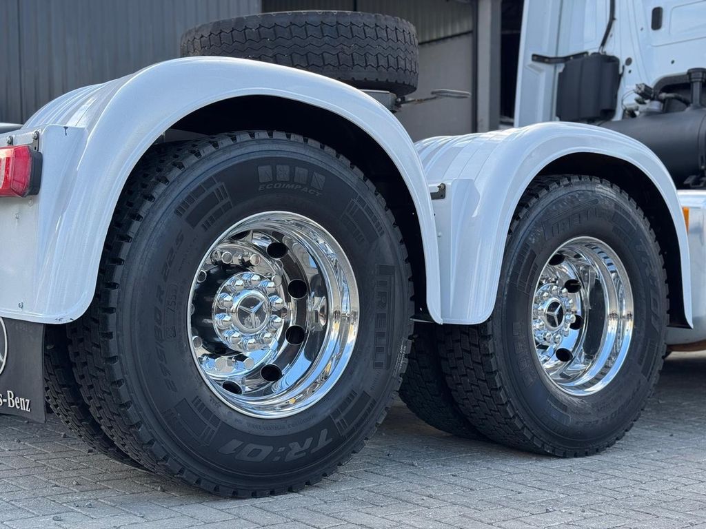 MERCEDES-BENZ Actros 2651 – 6×4 – C/ Retarder de TB Trucks Caminhões no Paraná