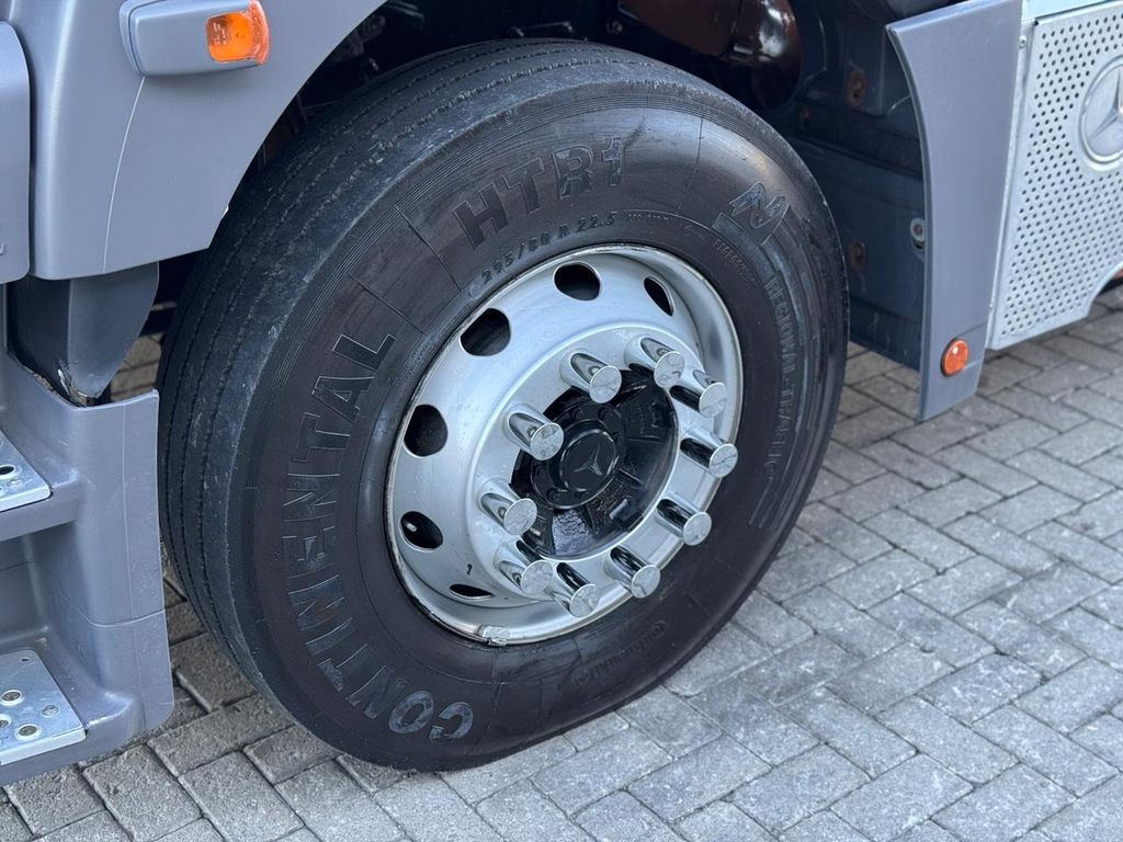 MERCEDES-BENZ Axor 2644 – 6×4 de TB Trucks Caminhões no Paraná