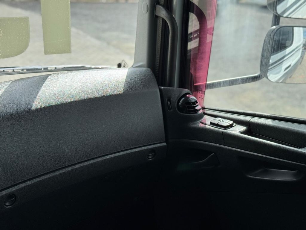 MERCEDES-BENZ Axor 2544 – 6×2 de TB Trucks Caminhões no Paraná