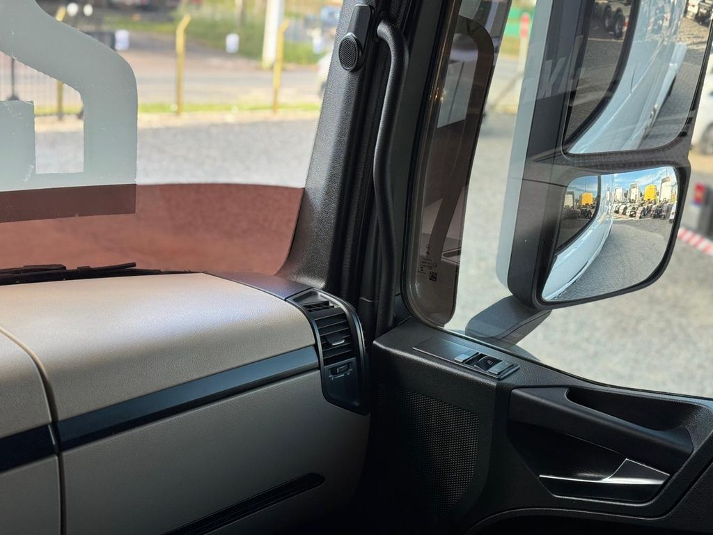 MERCEDES-BENZ Actros 2651 – 6×4 – C/ Retarder de TB Trucks Caminhões no Paraná