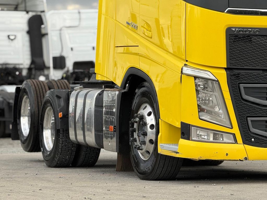 VOLVO FH-500 – 6×2 de TB Trucks Caminhões no Paraná