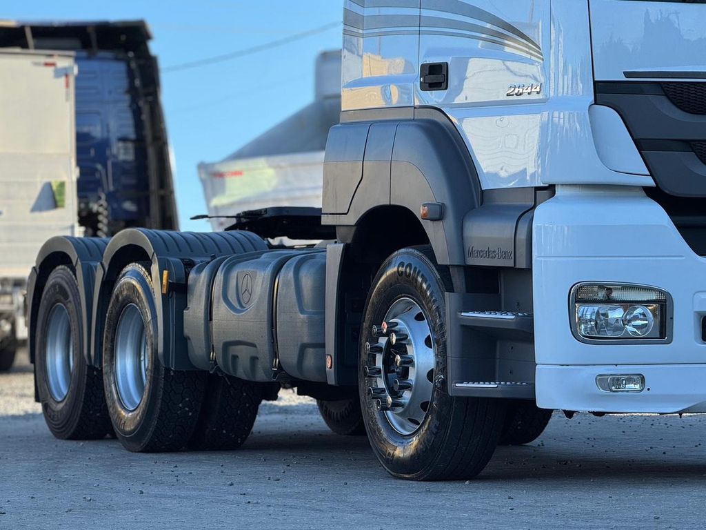 MERCEDES-BENZ Axor 2644 – 6×4 de TB Trucks Caminhões no Paraná