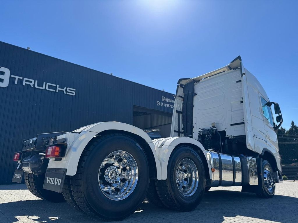 VOLVO FH 540 – 6×4 de TB Trucks Caminhões no Paraná