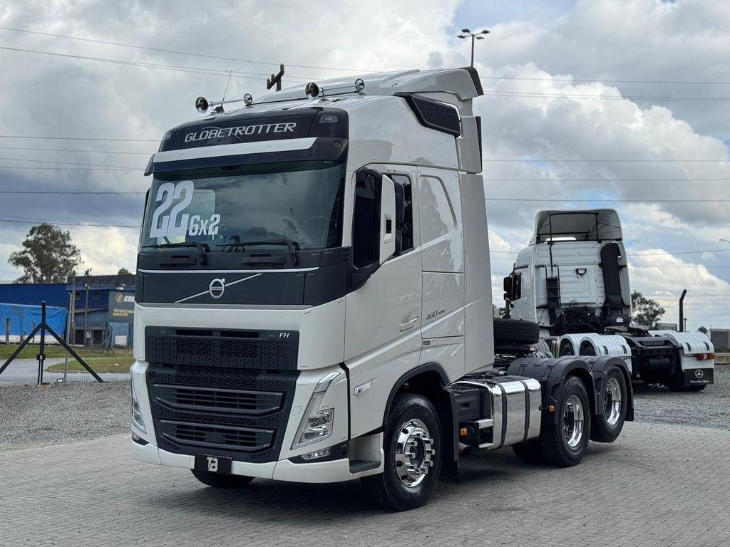 VOLVO FH-460 GLOBETROTTER – 6×2 de TB Trucks Caminhões no Paraná