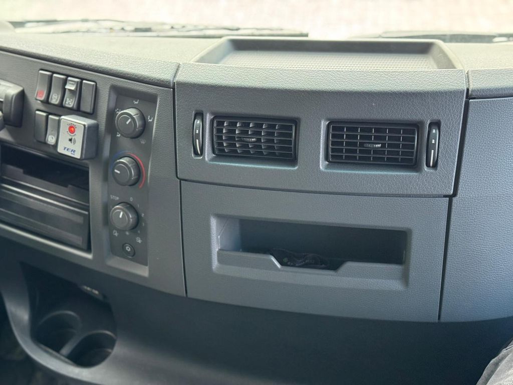 VOLVO VMX 290 – 6×4 de TB Trucks Caminhões no Paraná