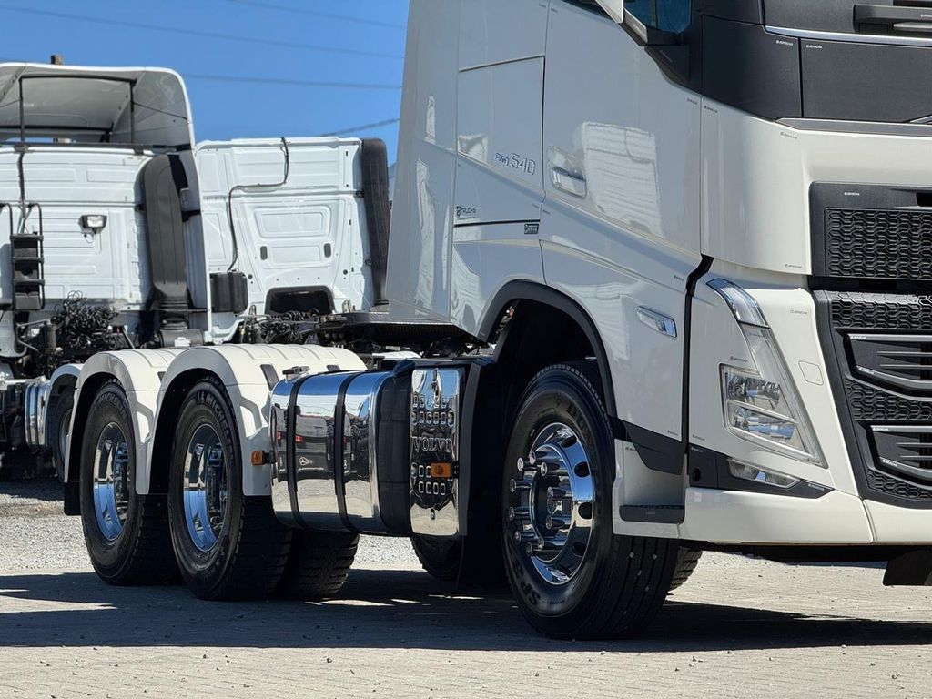VOLVO FH 540 – 6×4 de TB Trucks Caminhões no Paraná