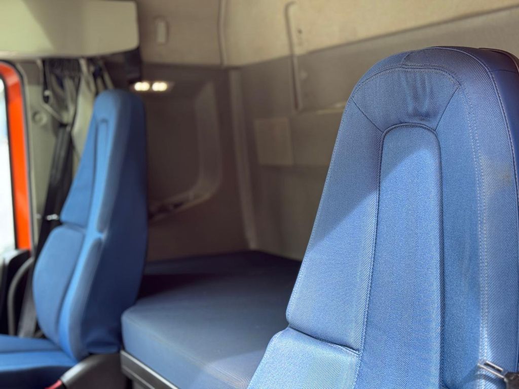 VOLVO FH-460 GLOBETROTTER – 6X2 de TB Trucks Caminhões no Paraná